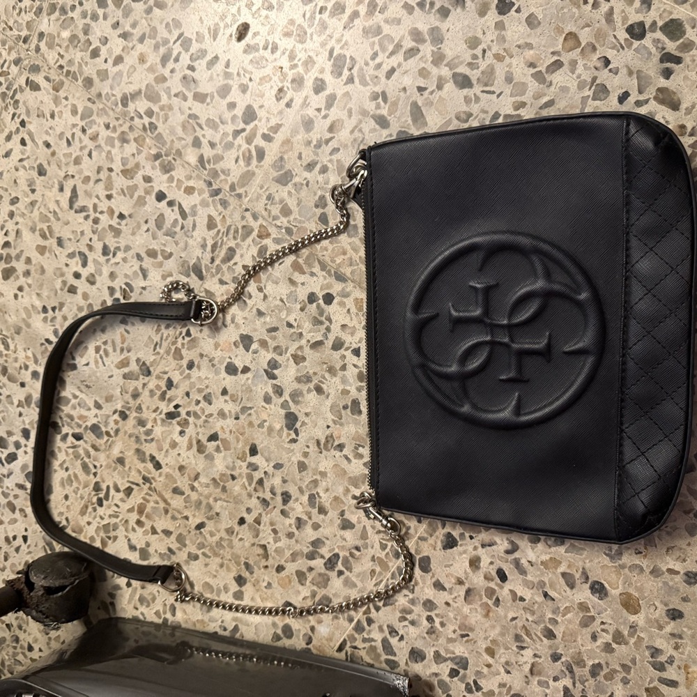 Guess Black Leather Crossbody Bag